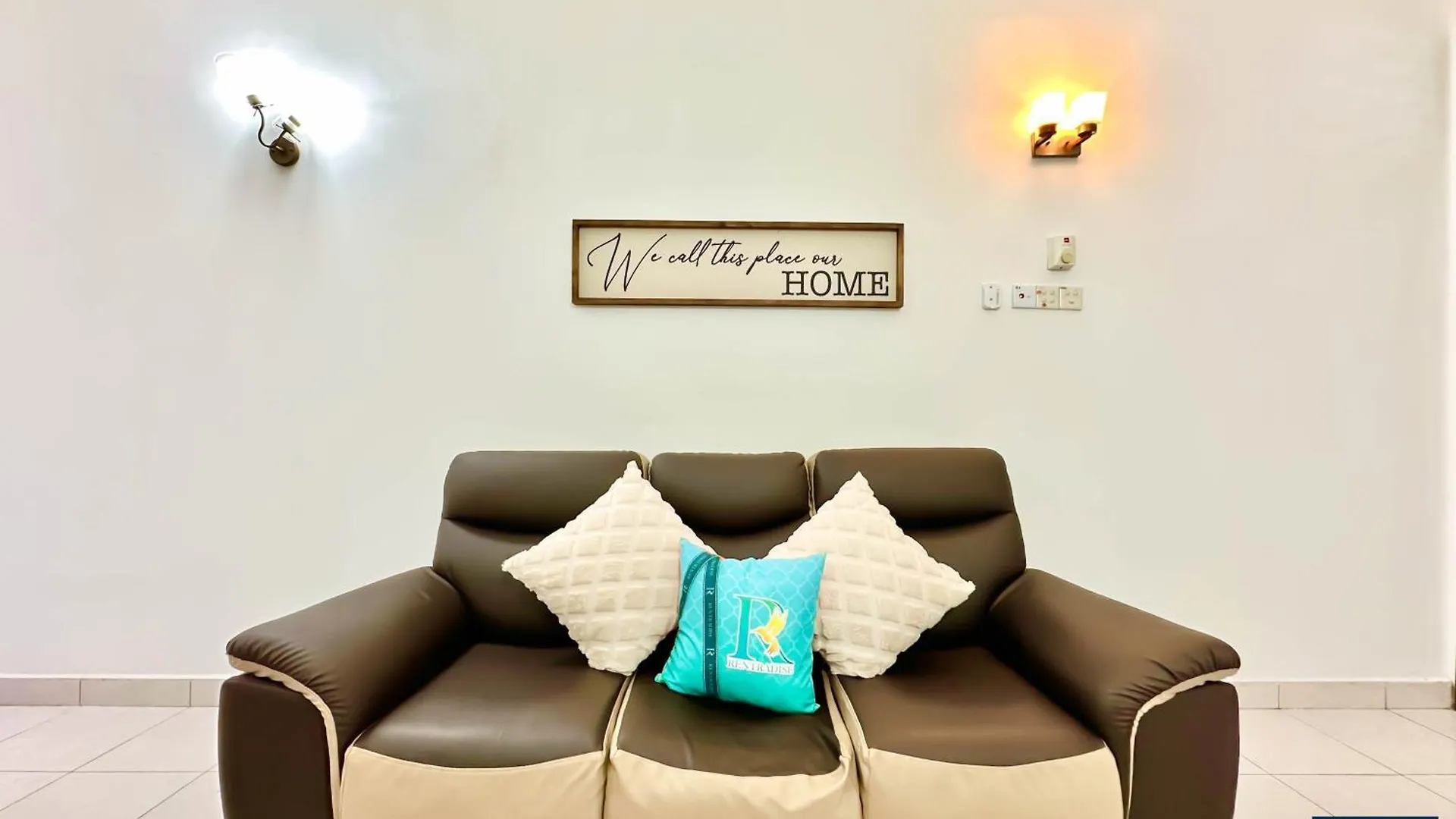 Holiday home Boho Bliss. Taman Molek @ 4 Bed,2 Bath Near Jusco Tebrau Villa Johor Bahru